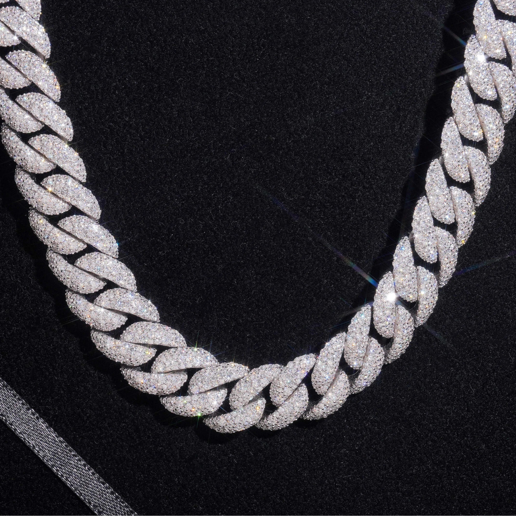 Moissanite Mosaic Setting Cuban Link